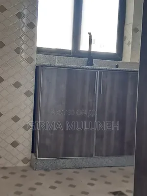Furnished 2bdrm Condo in የዉሃ ታንከሩ ጋ, Addis Ketema for sale