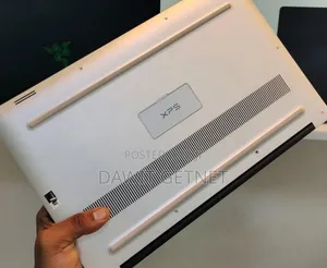 New Laptop Dell XPS 15 16GB Intel Core I7 SSD 512GB