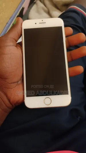 Apple iPhone 6s 32 GB Pink