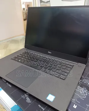 Photo - New Laptop Dell Precision 5530 16GB Intel Core I9 SSD 512GB