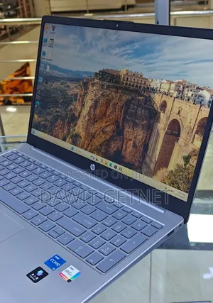 New Laptop HP Stream Notebook 16GB Intel Core I5 SSD 1T