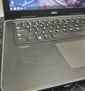 New Laptop Dell Latitude 3380 8GB Intel Core I5 SSD 256GB