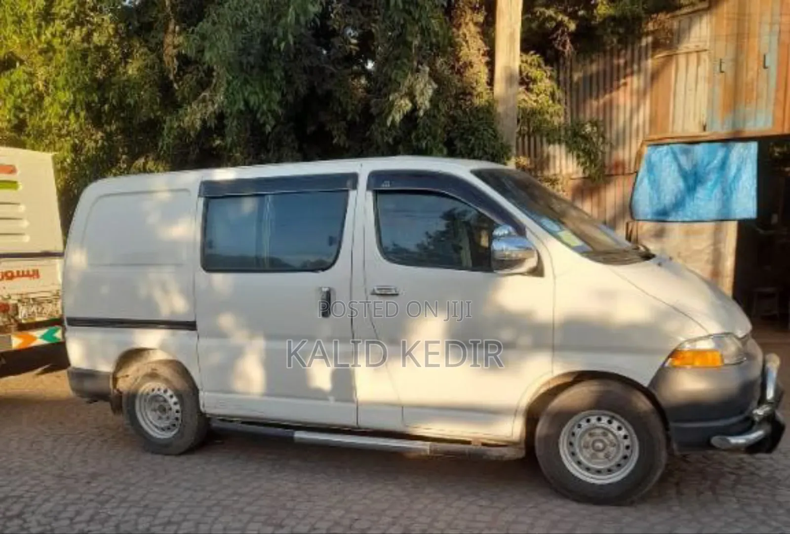 Toyota HiAce 1997 White