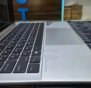 New Laptop HP Dragonfly G4 16GB Intel Core I7 SSD 512GB
