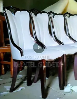 Photo - Zemanawi Wenbarochi