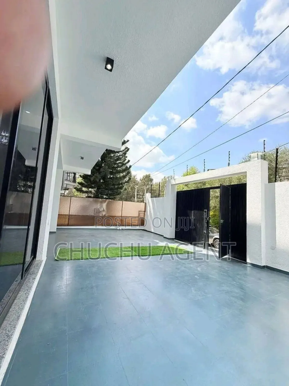 7bdrm House in Bole for sale