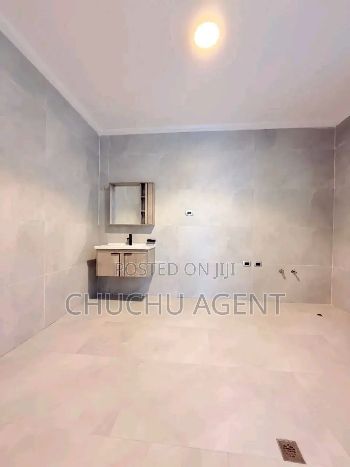 7bdrm House in Bole for sale