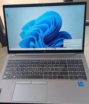 New Laptop HP ZBook 15 16GB Intel Core I7 SSD 512GB