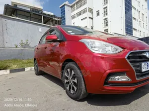 Hyundai I10 2020 Red