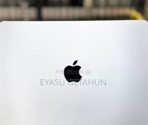 New Laptop Apple MacBook Air 2022 M2 8GB Apple M2 SSD 256GB