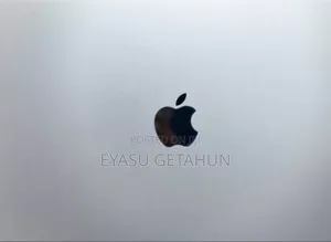 New Laptop Apple MacBook Air 2022 M2 8GB Apple M2 SSD 256GB