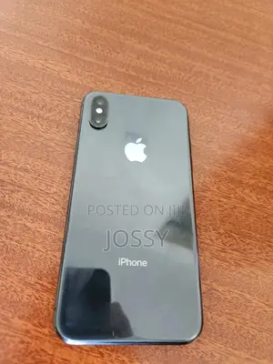 Photo - Apple iPhone XS 256 GB Black