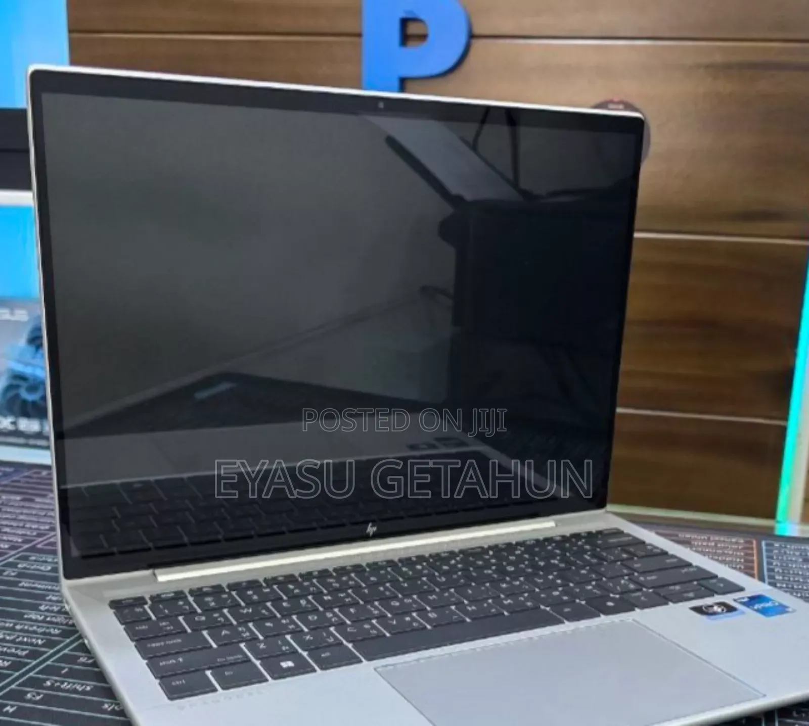 New Laptop HP Dragonfly G3 16GB Intel Core I7 SSD 512GB