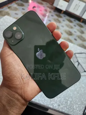 Photo - Apple iPhone 13 256 GB Green