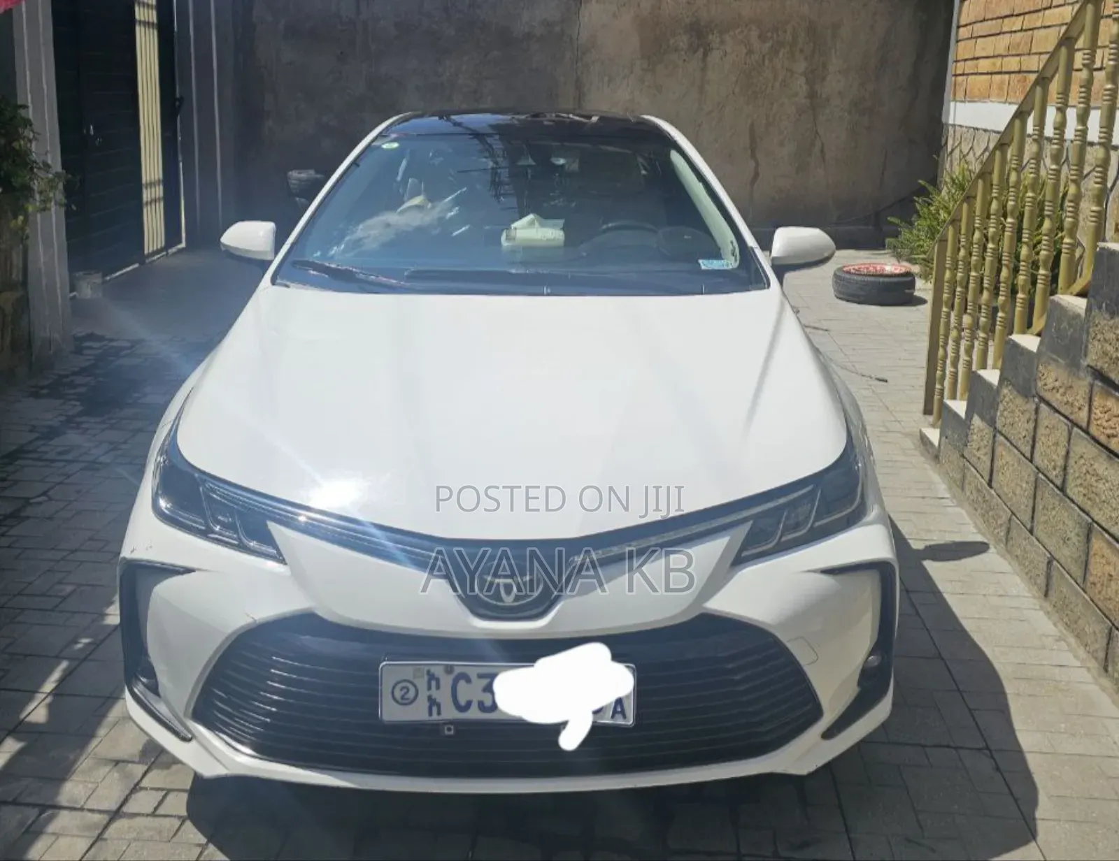 Toyota Corolla 2022 White