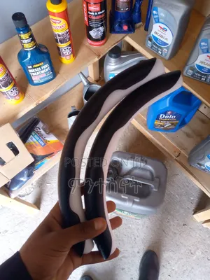 የመሪ ልብስ (Isuzu, Obama)