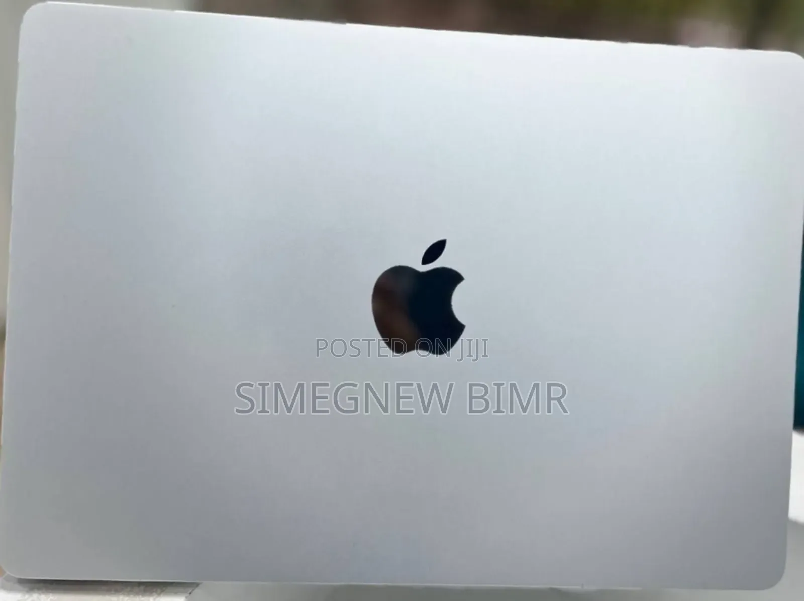 New Laptop Apple MacBook Air 2022 M2 8GB Apple M2 SSD 256GB