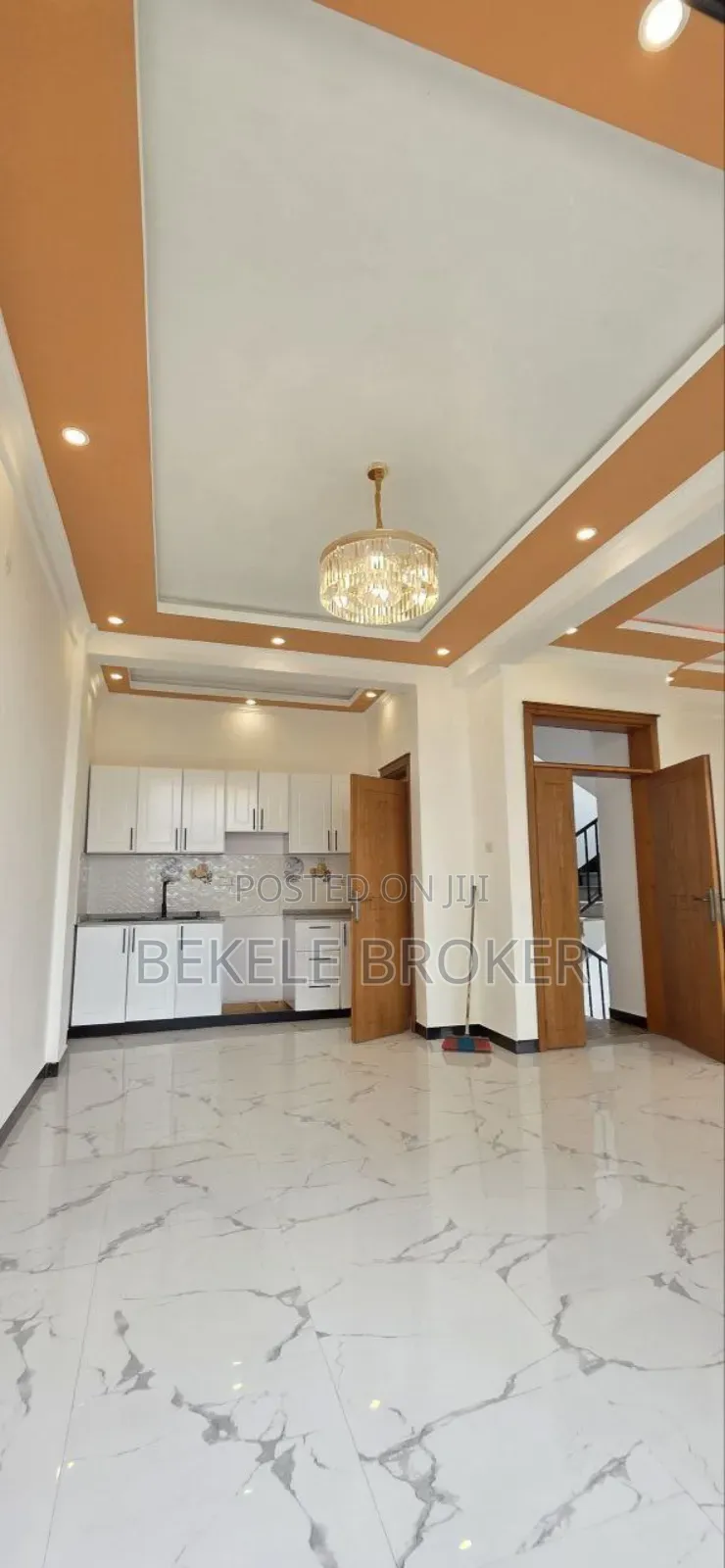 Furnished 6bdrm House in ቤት, Bole for sale