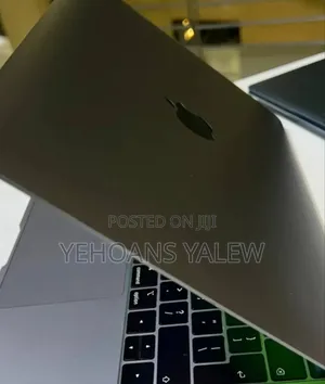 New Laptop Apple MacBook Pro 2019 8GB Intel Core i5 SSD 128GB