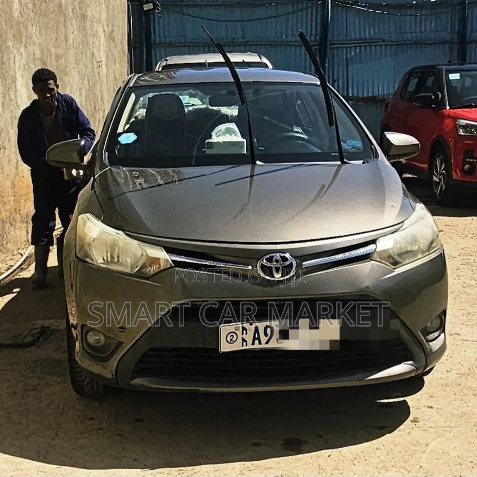 Toyota Yaris 2014 Brown