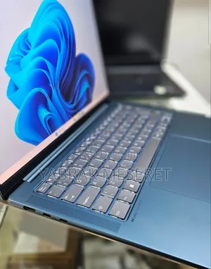 New Laptop Lenovo 16GB Intel Core I7 SSD 1T