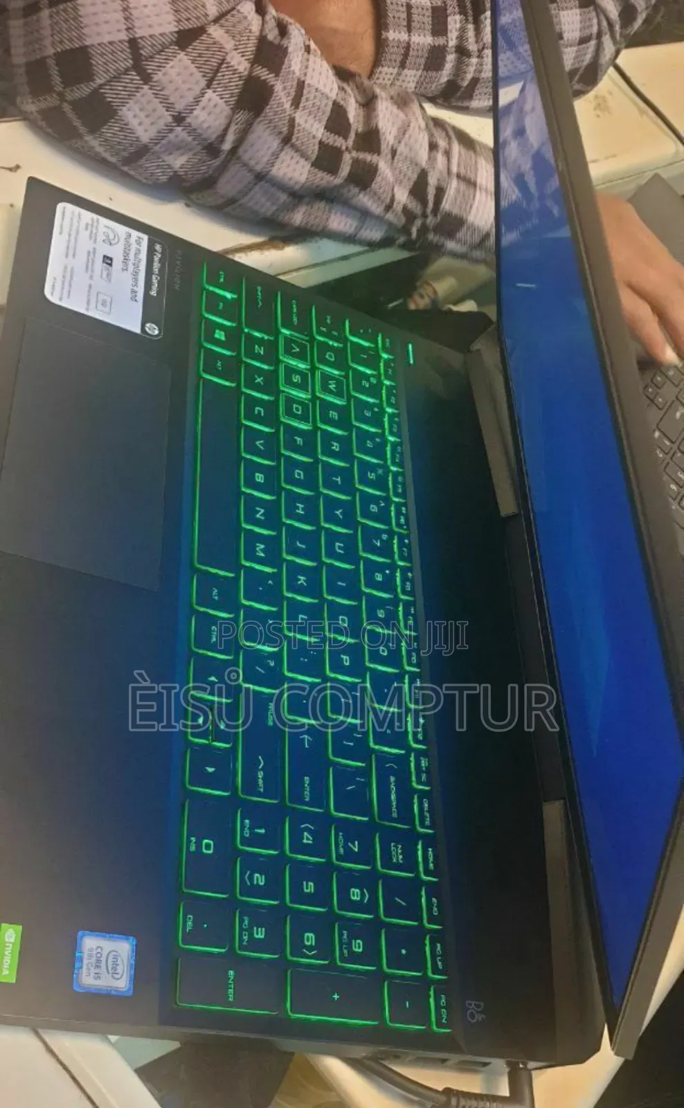 New Laptop HP Pavilion 15 8GB Intel Core I5 SSD 256GB