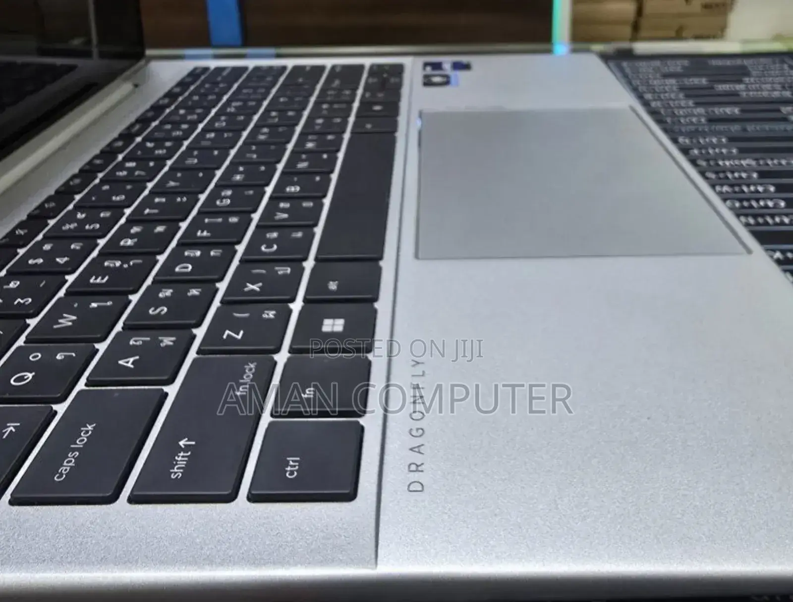 New Laptop HP Dragonfly G1 16GB Intel Core I7 SSD 512GB