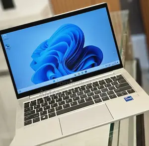 New Laptop HP EliteBook 830 G8 16GB Intel Core I7 SSD 512GB