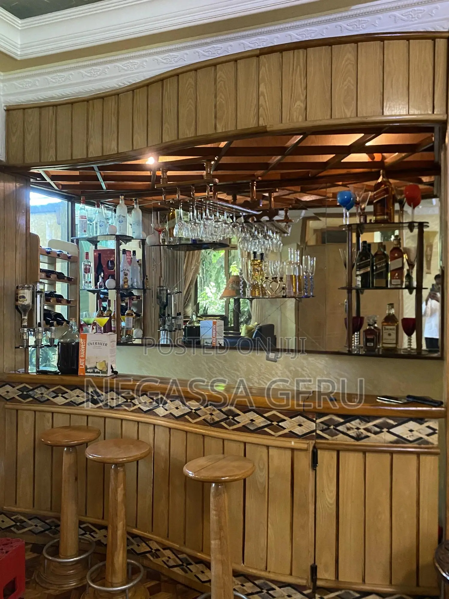 5bdrm Mansion in Akaky Kaliti for sale