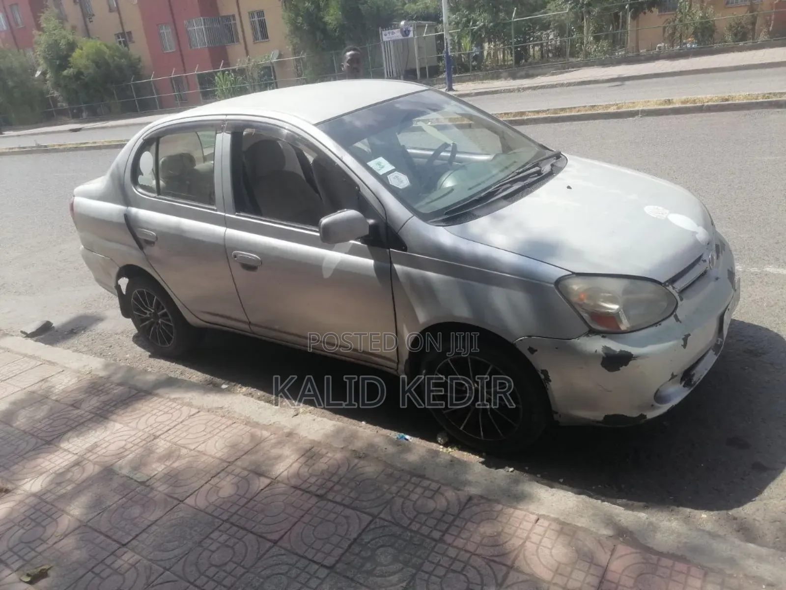 Toyota Platz 2005 Silver