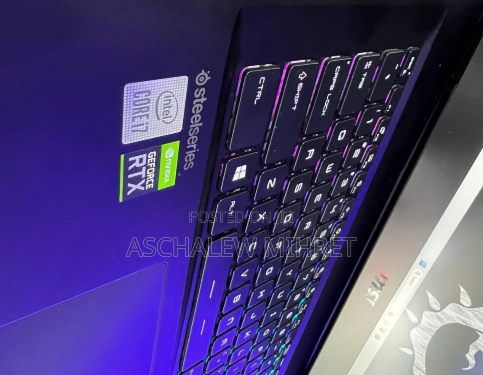 New Laptop MSI GE66 Raider 32GB Intel Core I7 SSD 1T