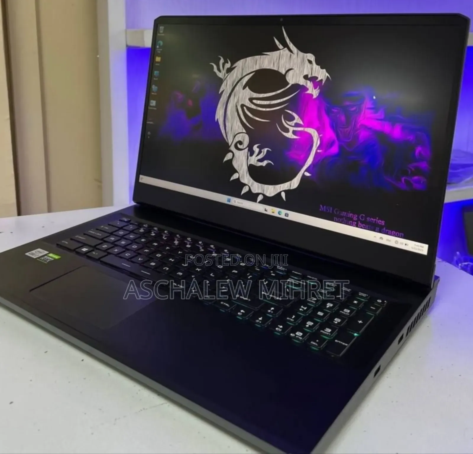 New Laptop MSI GE66 Raider 32GB Intel Core I7 SSD 1T