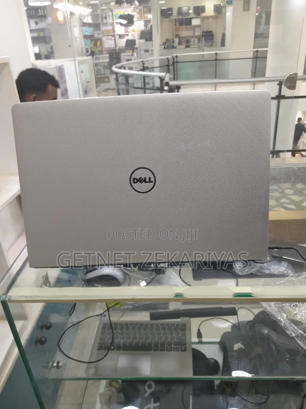 New Laptop Dell 8GB Intel Core I5 HDD 1T