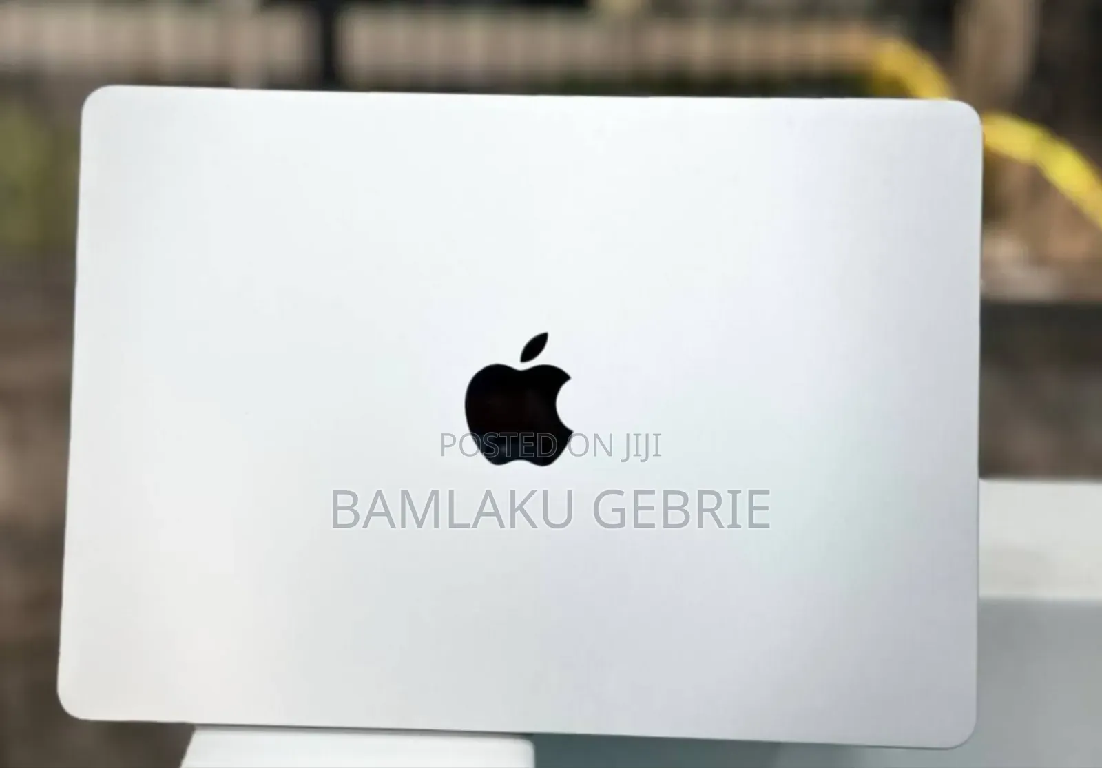 New Laptop Apple MacBook Air 2023 M2 8GB Apple M2 SSD 256GB