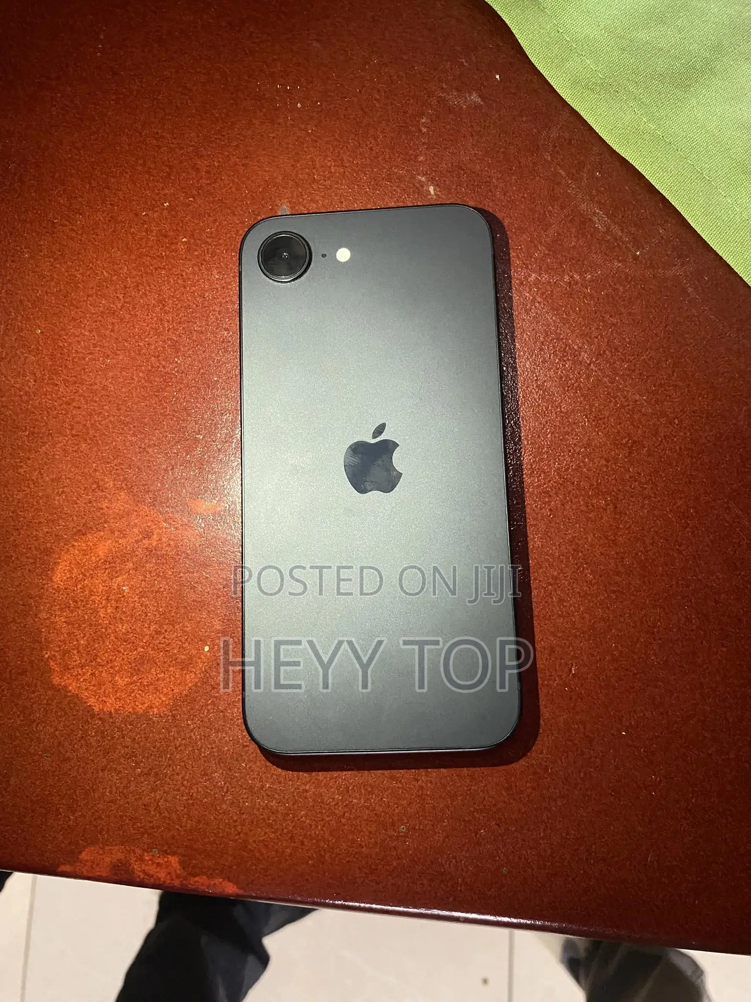 New Apple iPhone 16e 256 GB Black