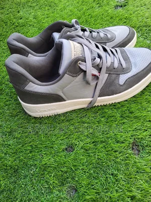 ኦርጅናል የድሬ ጫማዎች