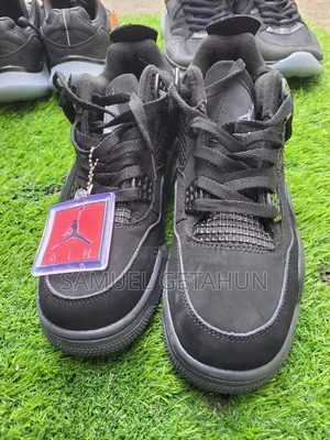 ኦርጅናል የድሬ ጫማዎች