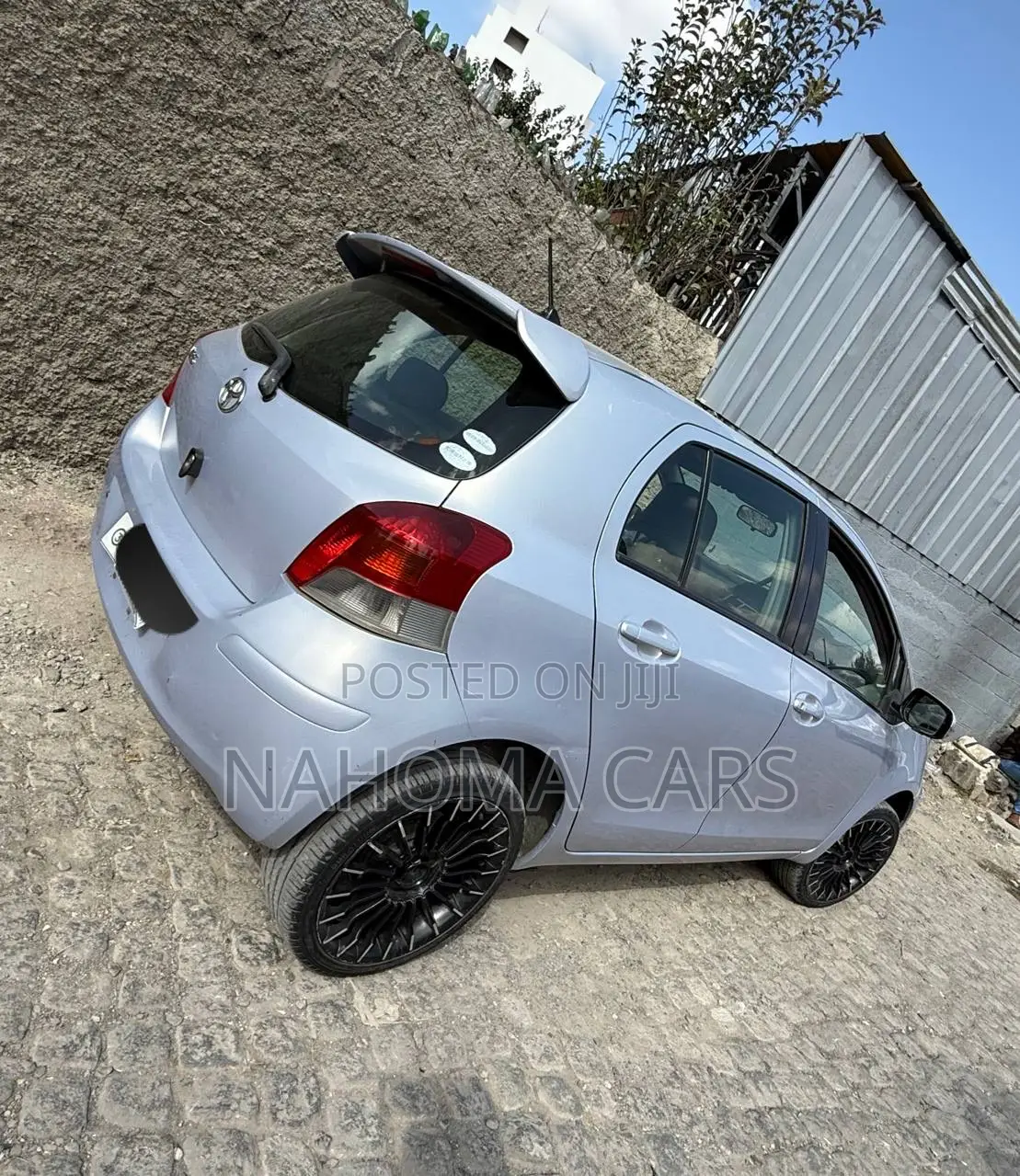 Toyota Yaris 2010 Pink