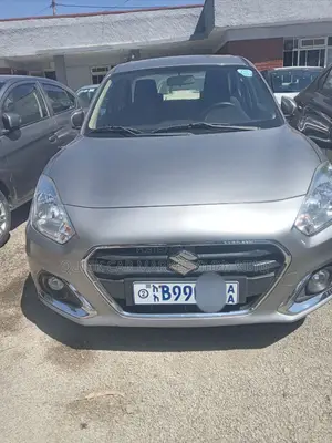 Photo - Suzuki Dzire 2021 Silver