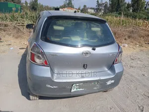 Toyota Yaris 2008 Silver