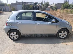 Toyota Yaris 2008 Silver