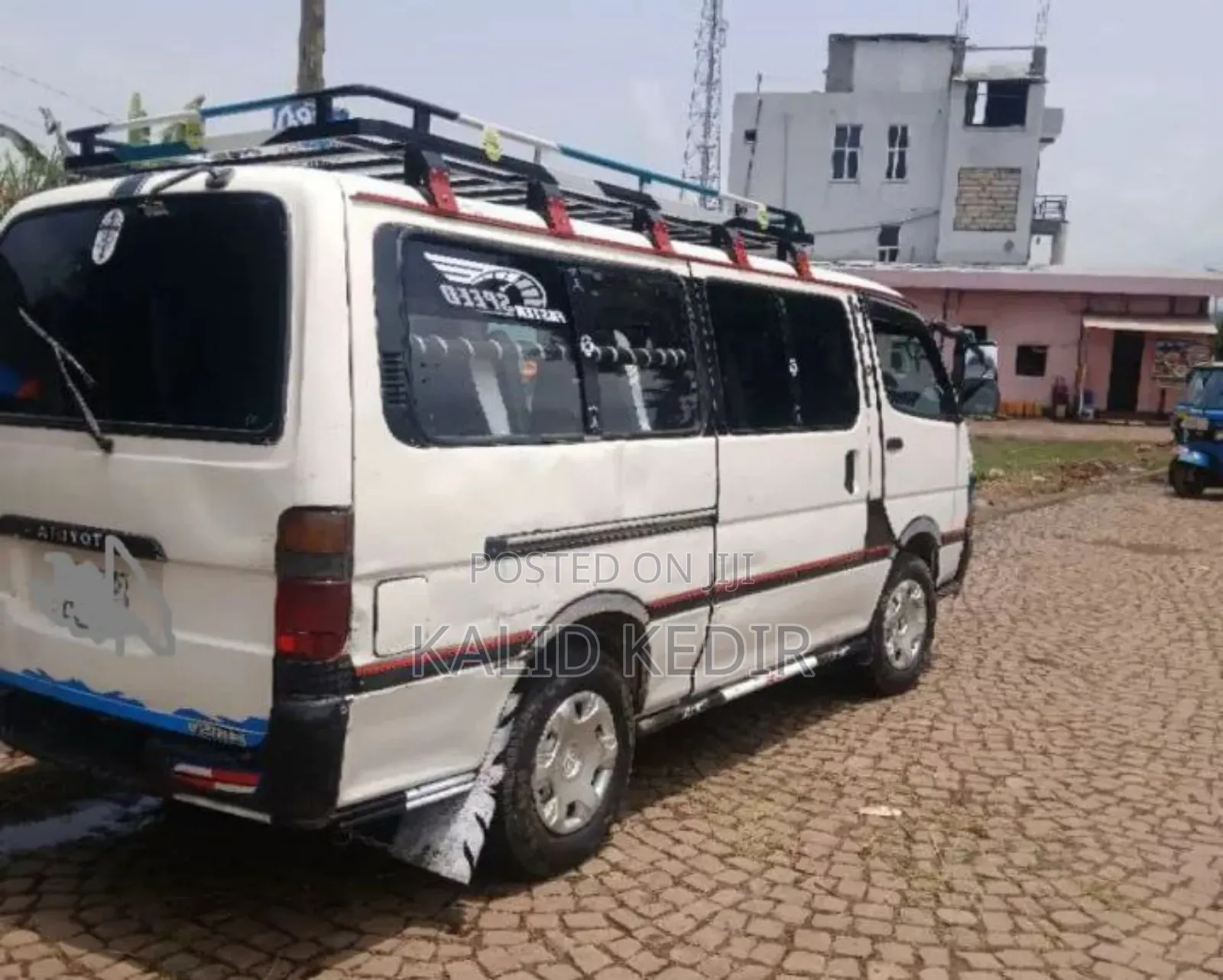 Toyota HiAce 2002 White
