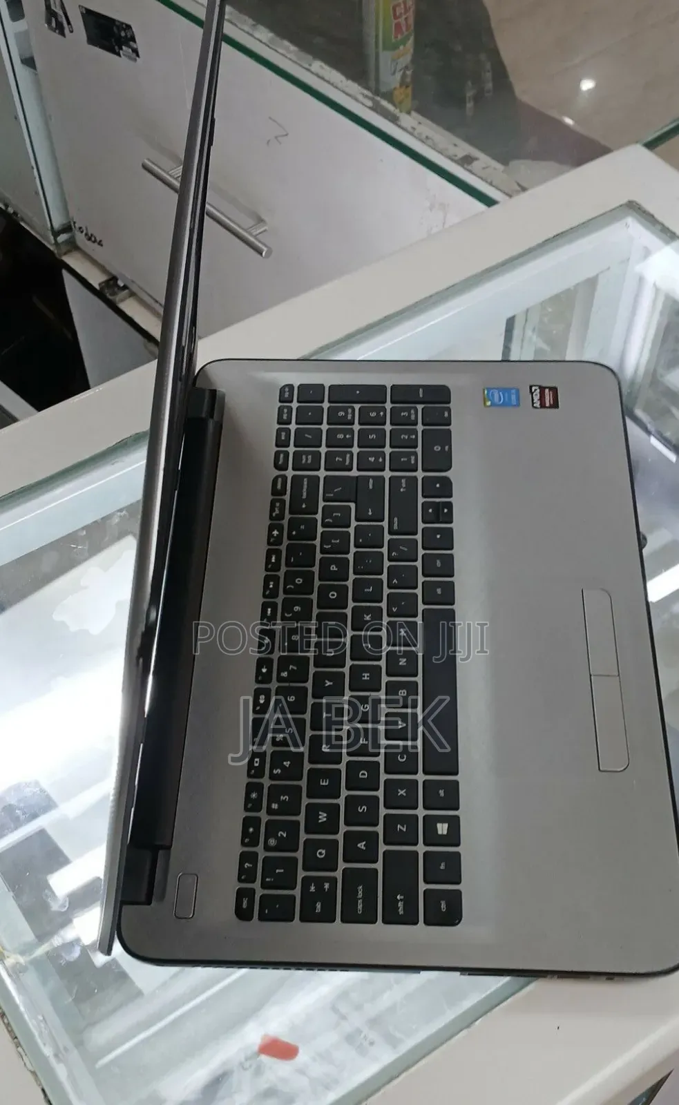 New Laptop HP Stream Notebook 4GB Intel Core I5 SSD 256GB