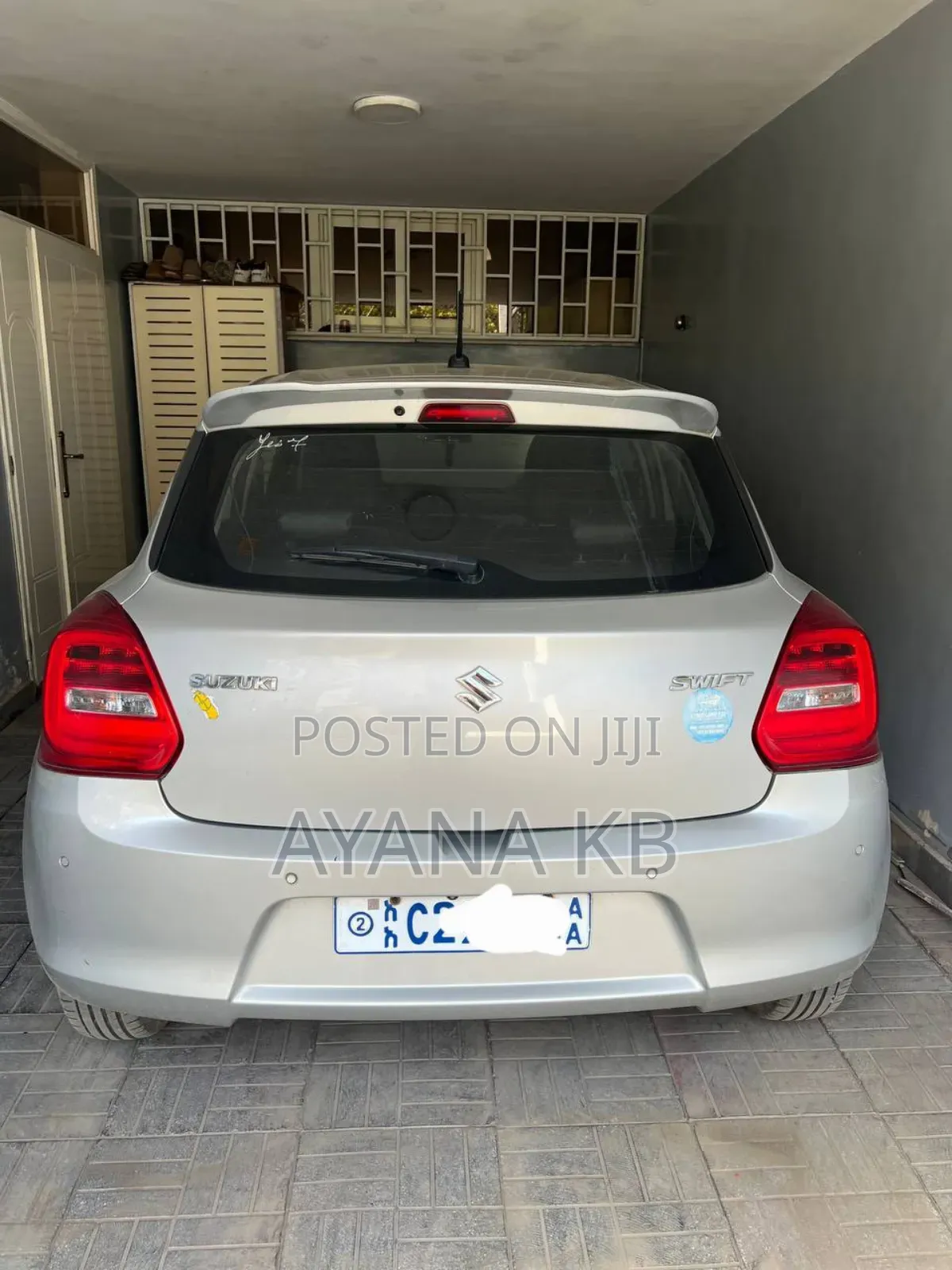 Suzuki Swift 2022 Silver