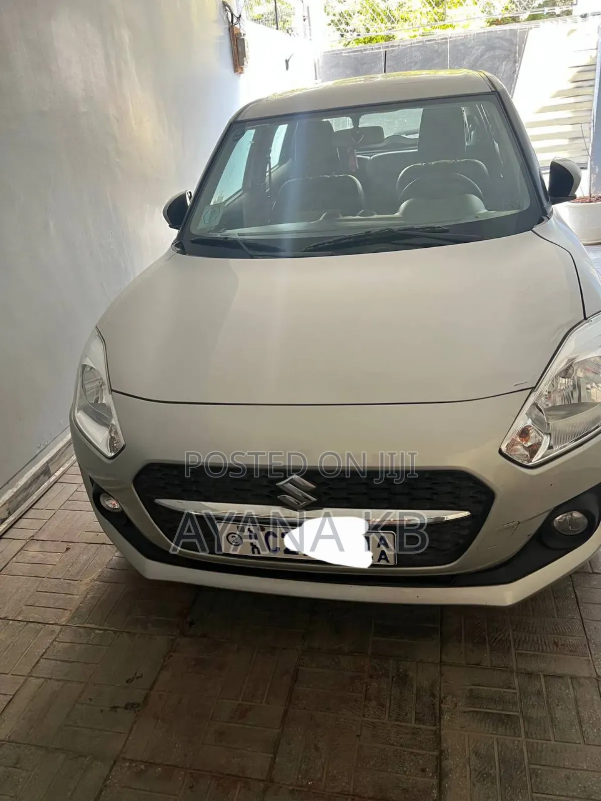 Suzuki Swift 2022 Silver