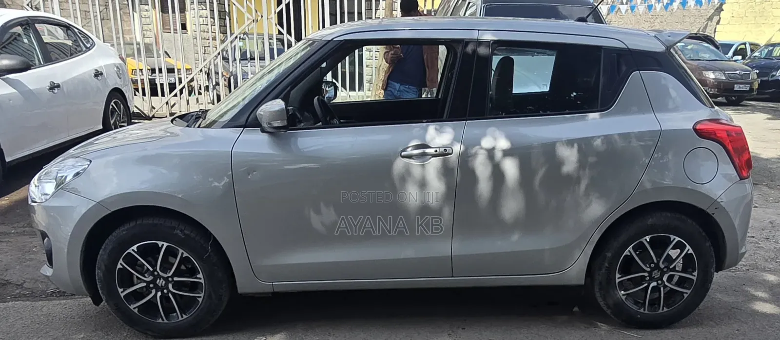 Suzuki Swift 2022 Silver