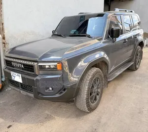 Photo - Toyota Land Cruiser Prado 2.4 Hybrid 2024 Gray