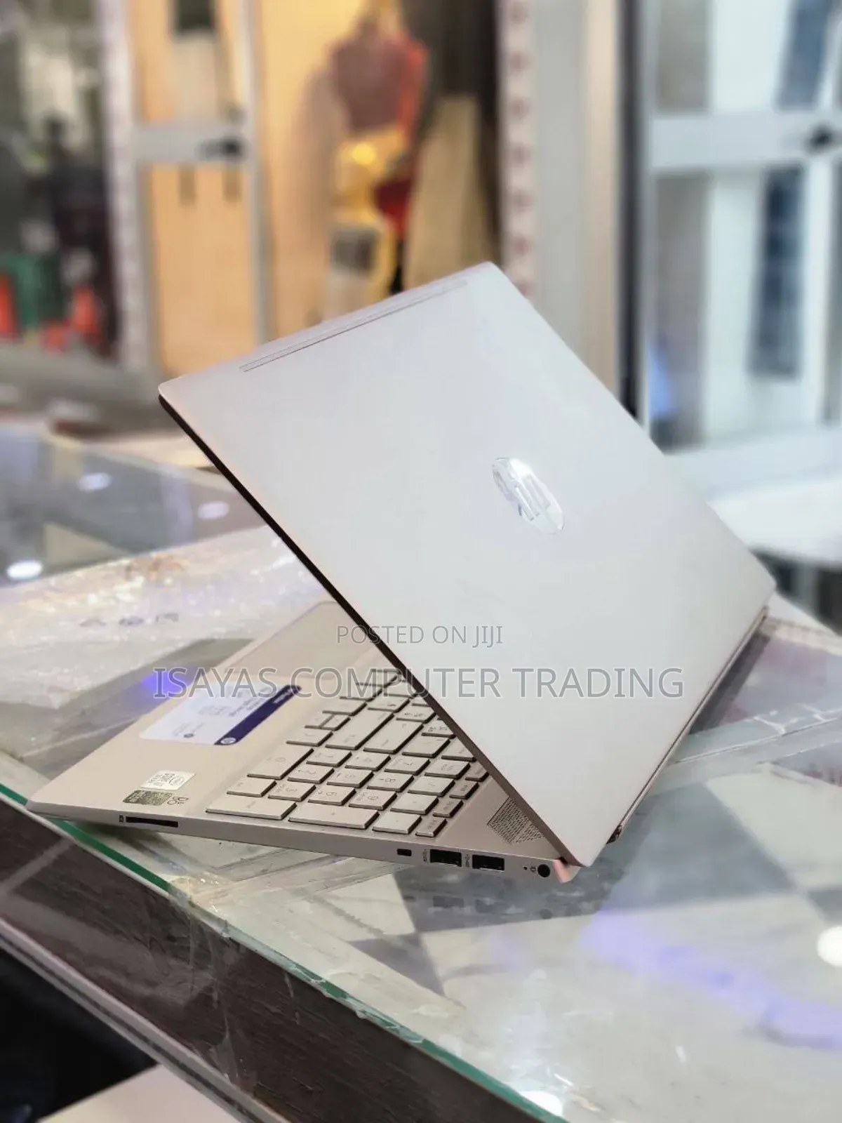 New Laptop HP Pavilion 14 8GB Intel Core i7 HDD+SSD 1T