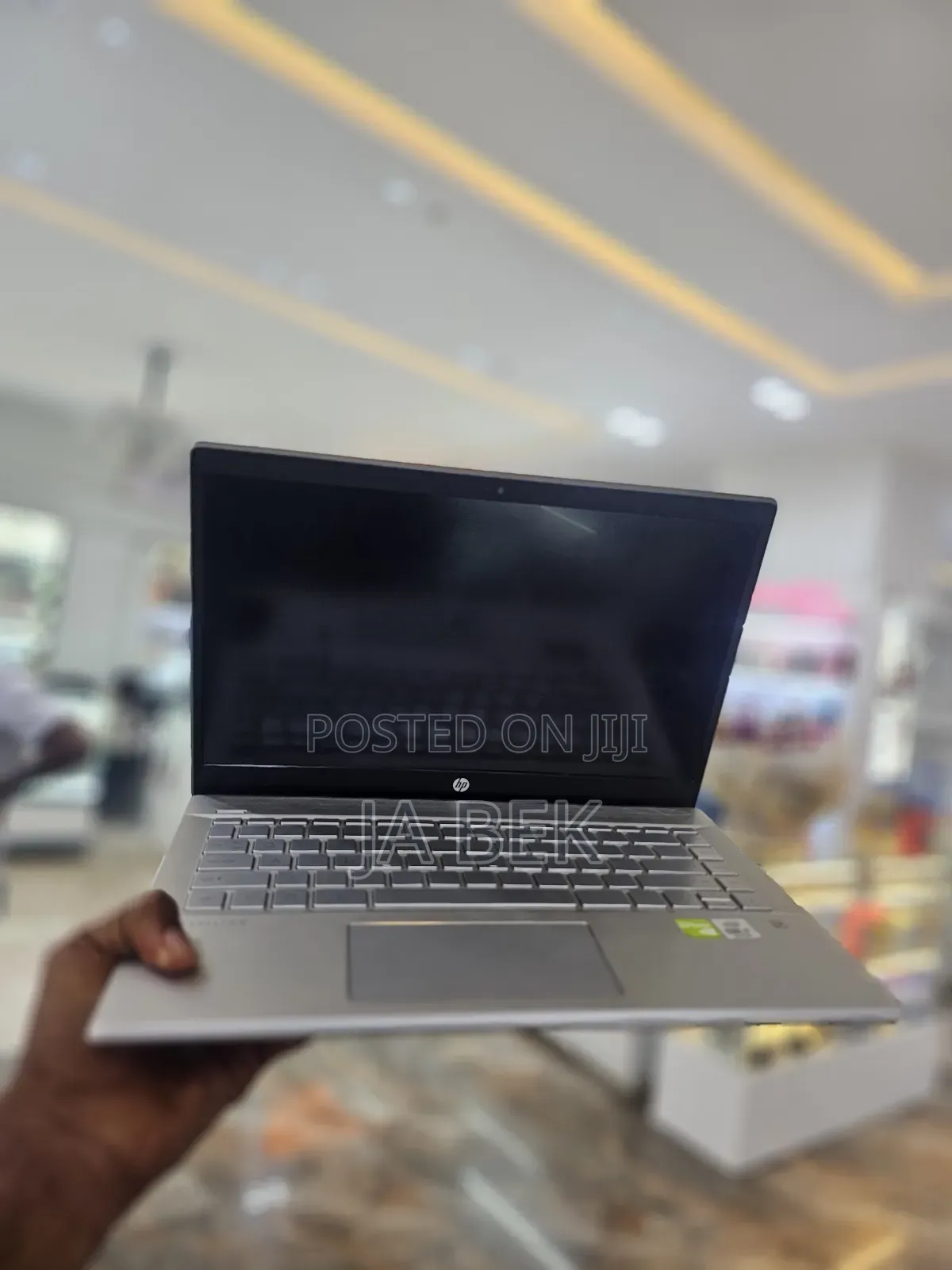 New Laptop HP Pavilion 14 16GB Intel Core I7 SSD 512GB