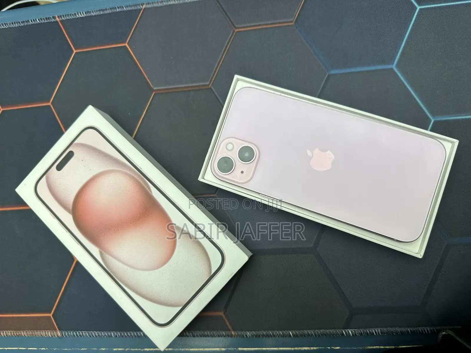 New Apple iPhone 15 Plus 256 GB Pink